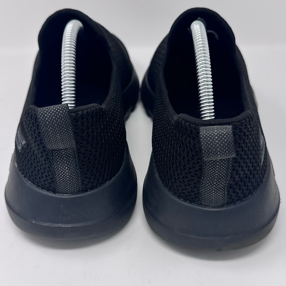 Skechers Men's Black Slip-On Shoes sz. 9 - Picture 7 of 9